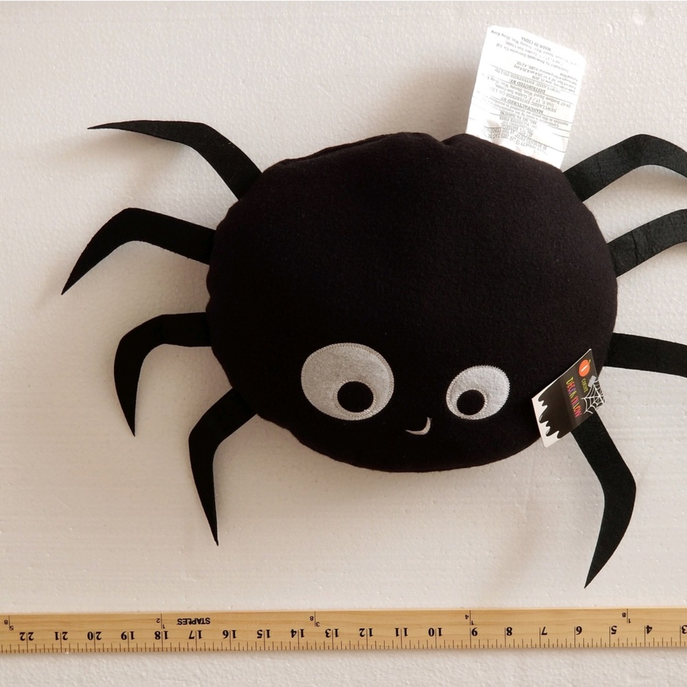Spider pillow